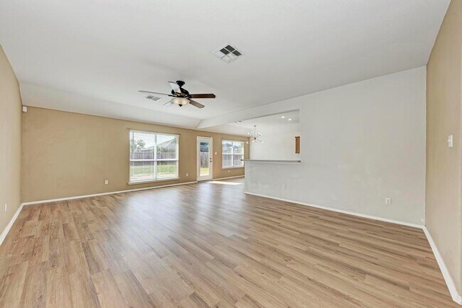 Building Photo - 1203 Tricia Cove