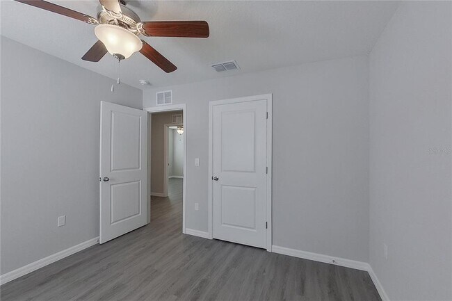 Building Photo - 8616 SW 44th Ct