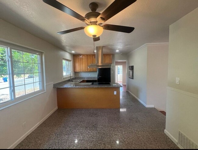 Building Photo - Blacow home for rent! $3499