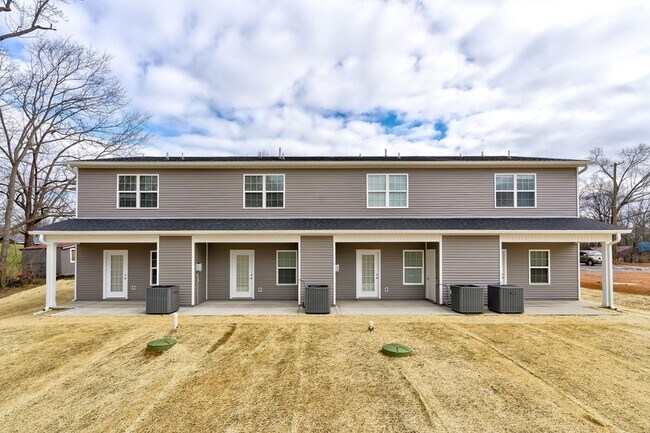 Building Photo - 2809 Cruze Dr