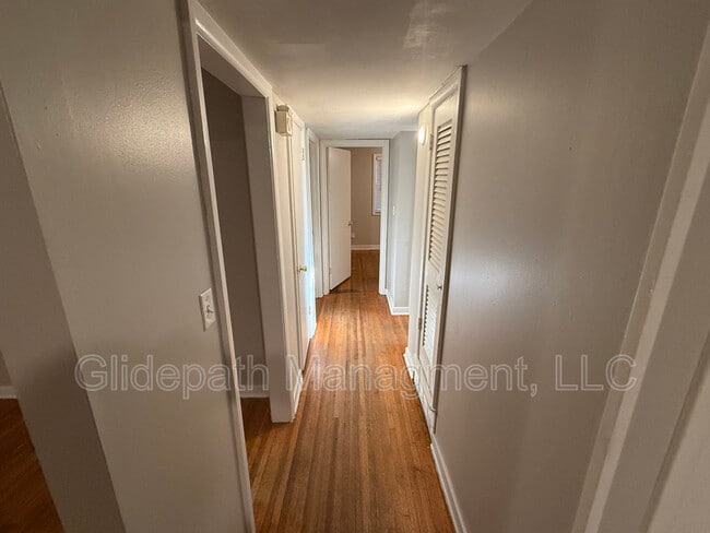 Building Photo - 1501 Broadmoor Rd