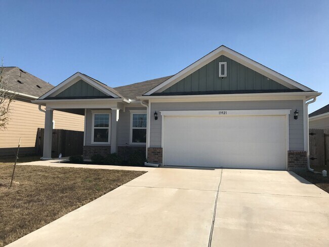 Building Photo - Great 3/2 in Presidential Meadows