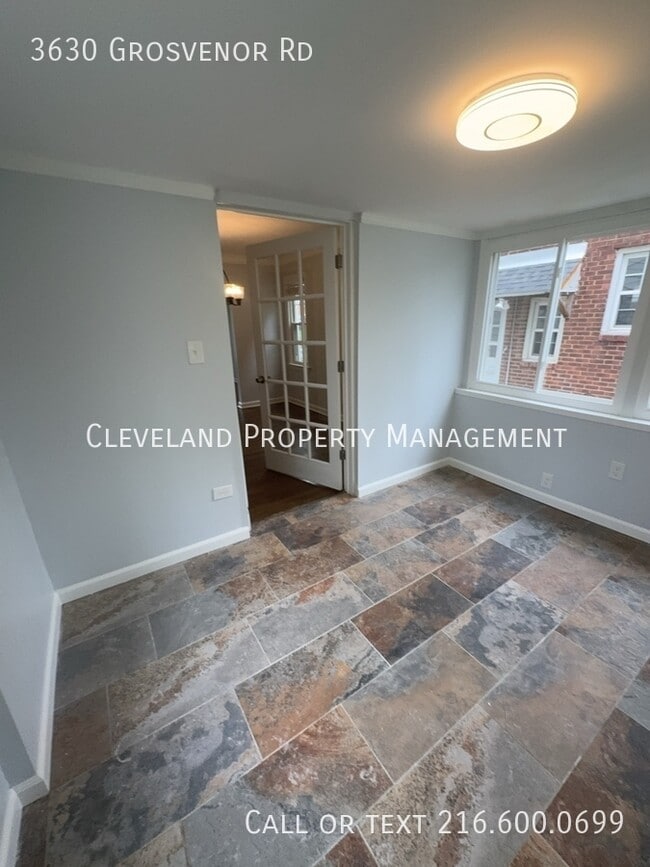 Building Photo - 3630 Grosvenor Rd