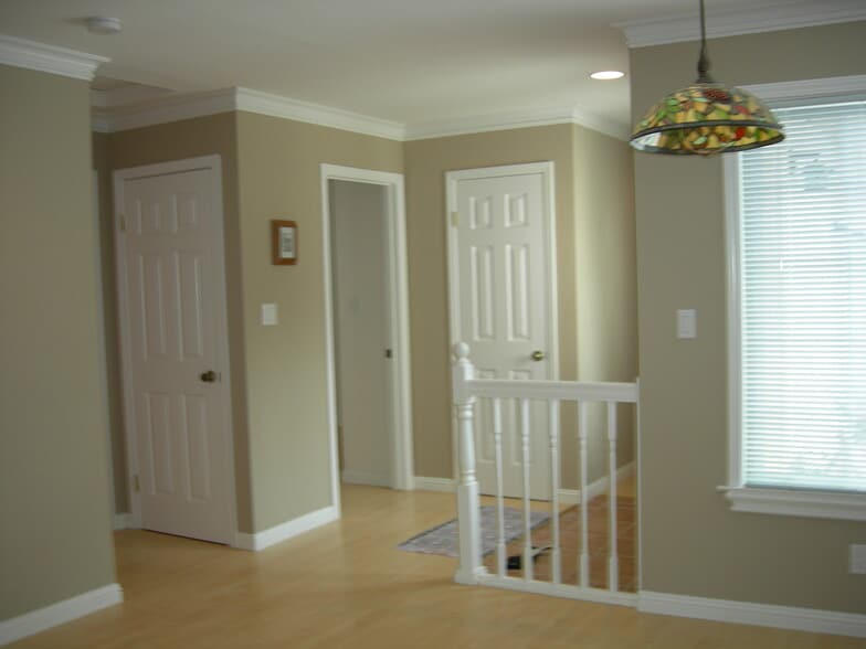 Building Photo - 1284 Poplar Ave