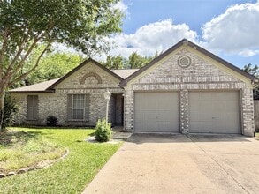 Building Photo - 17407 Chamberlain Dr