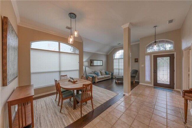 Building Photo - 1507 Pagedale Dr