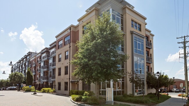 Building Photo - 126 New Bern St