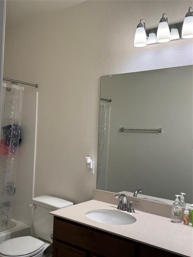 Building Photo - 3653 Carinaro Lp
