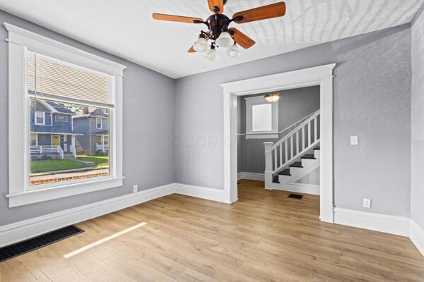 Building Photo - 571 Gilbert St