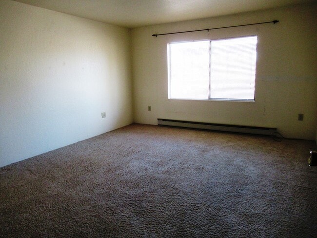 Building Photo - Downtown 2 bedroom duplex in Whitefish