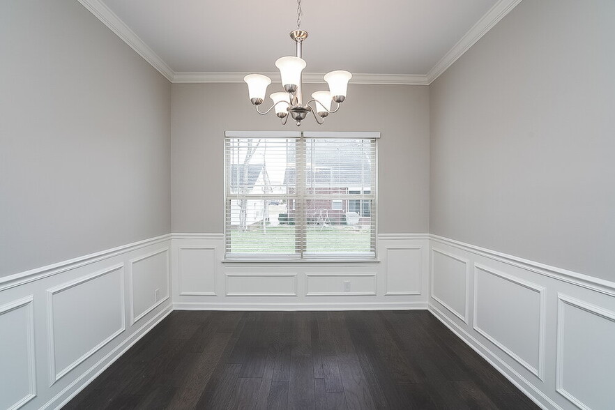 Building Photo - 3218 Mapleside Ln