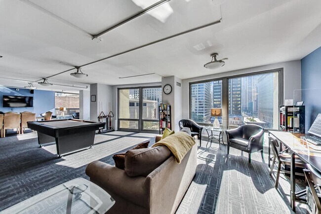 Building Photo - 440 N Wabash Ave