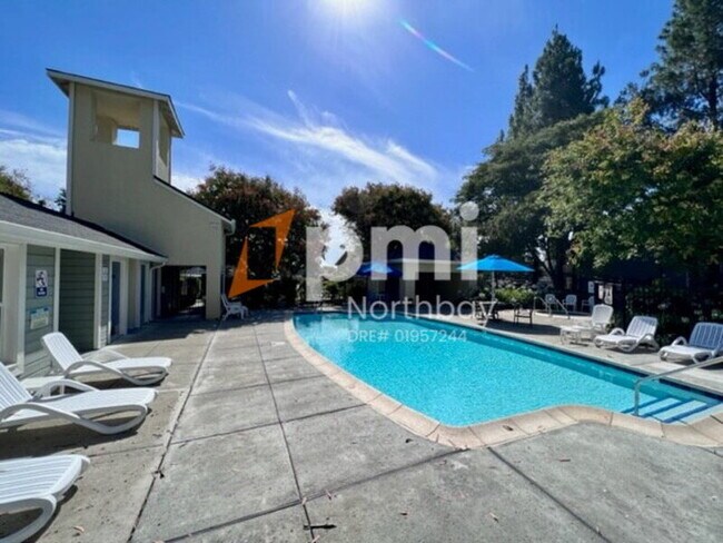 Building Photo - 2915 N Texas St