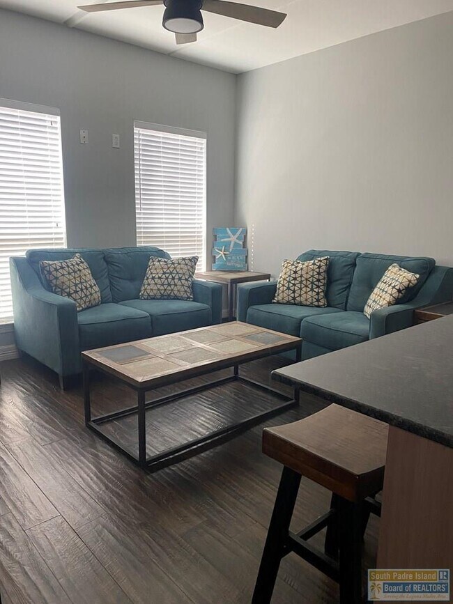 Building Photo - 125 E Morningside Dr