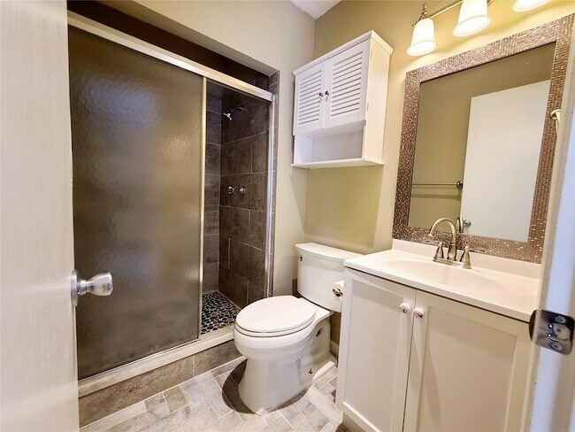 Building Photo - 4130 Santa Barbara Dr