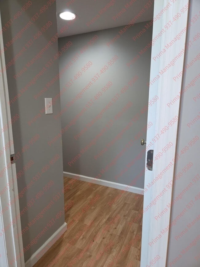 Building Photo - Beautiful Upscale Home – Beavercreek Schoo...