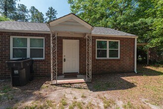 Building Photo - Comfort You’ll Love, Space You’ll Appreciate! - Section 8 welcome!