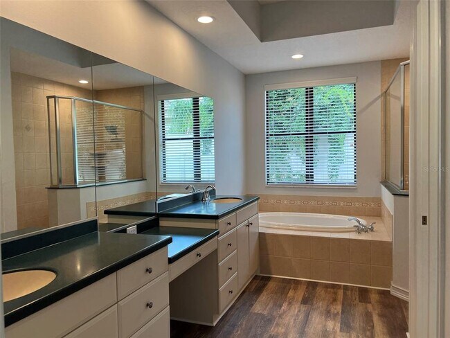 Building Photo - 5279 Visionary Ct