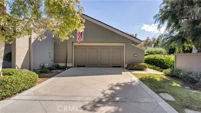 Primary Photo - 30 Pinewood