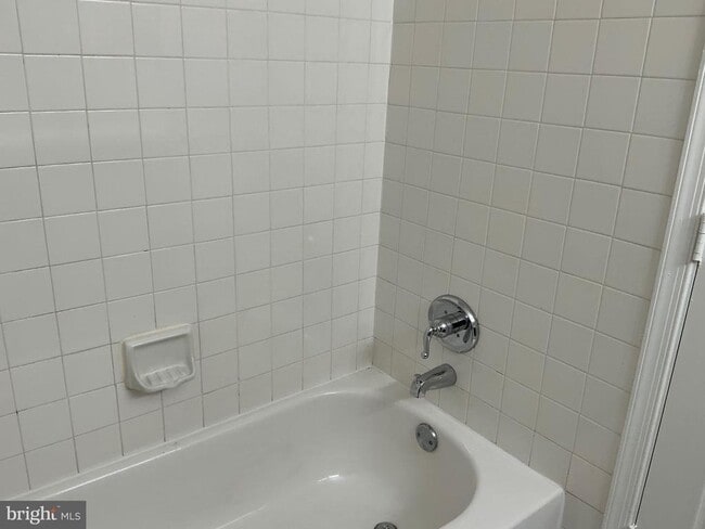 Building Photo - 2020 Alice Ave