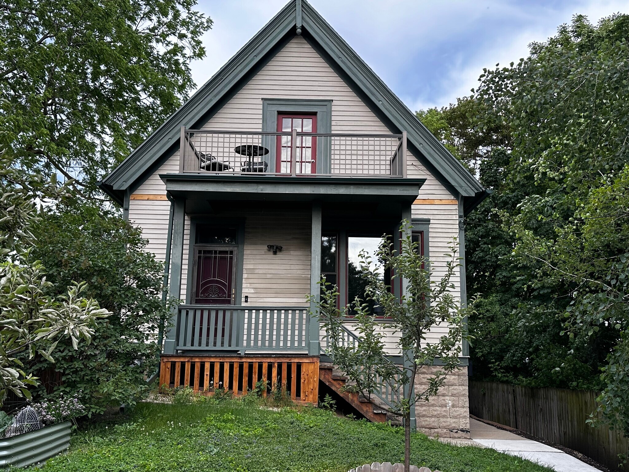 Building Photo - 1828 N Palmer St