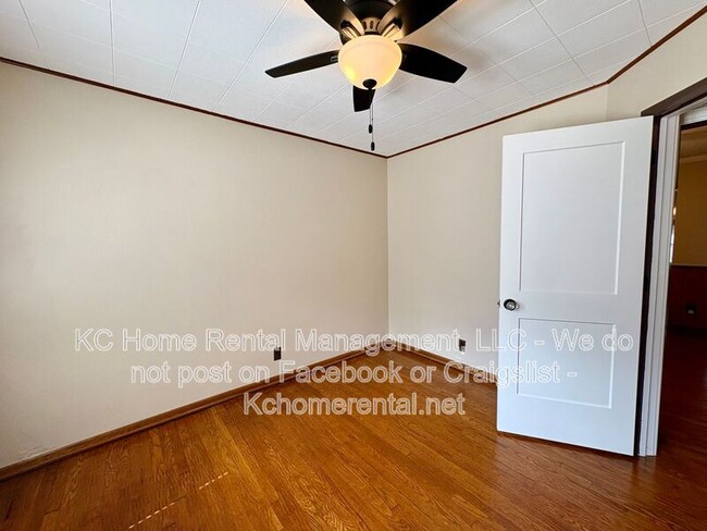 Building Photo - 7839 Robinson St