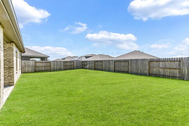 Building Photo - 4985 Blue Beetle Rdg Dr