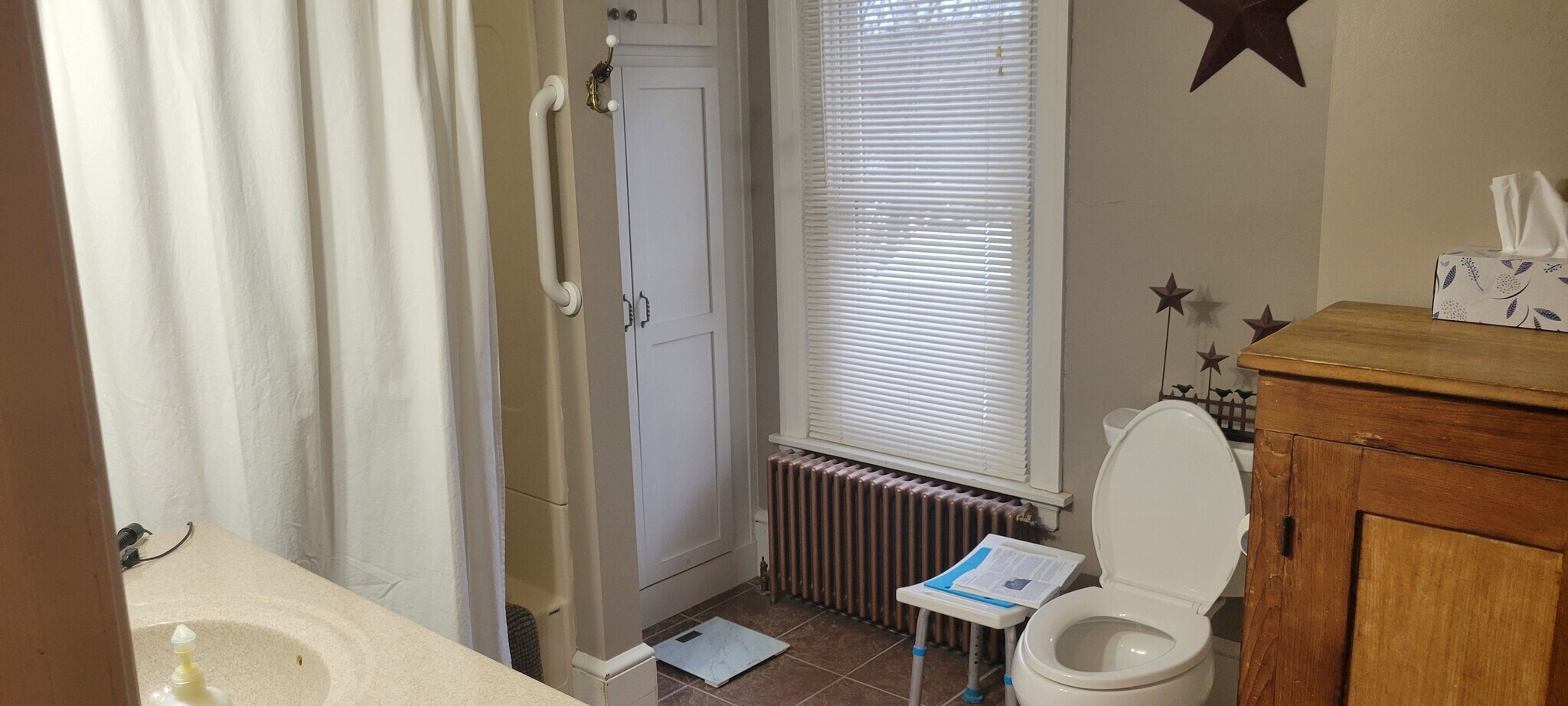 Building Photo - 1118 Station Rd