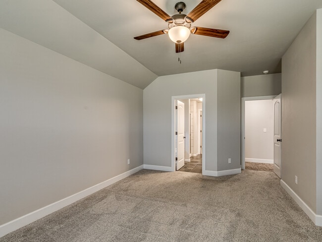 Building Photo - 4505 Black Mesa Ln