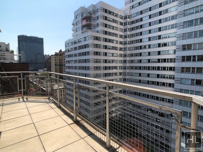 Building Photo - EAST 69 STREET