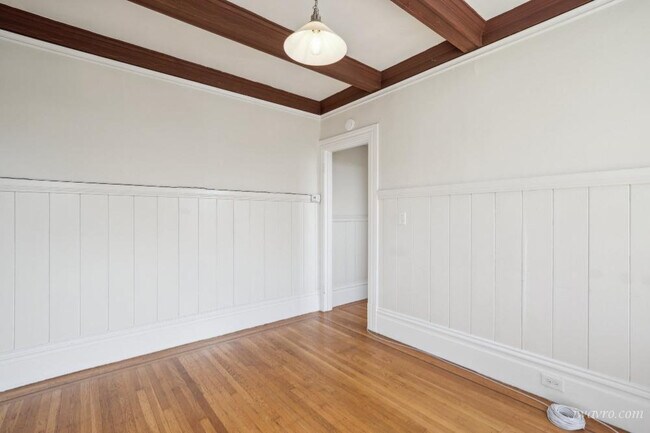 Building Photo - 1208 Cole St