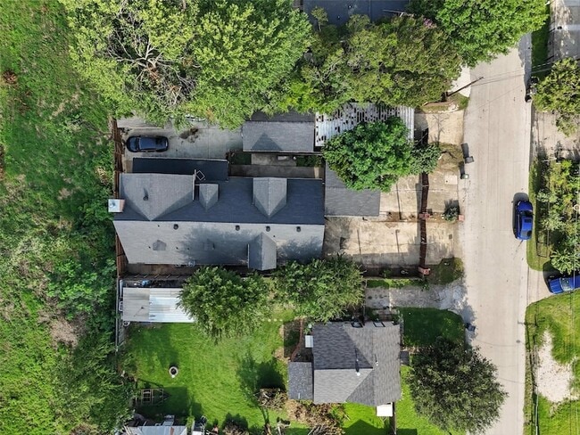 Building Photo - 508 E Sanford St