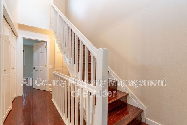 Building Photo - 1039 Maxwell Ave
