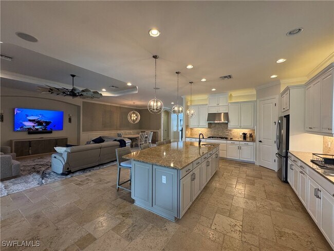 Building Photo - 9470 Galliano Ter