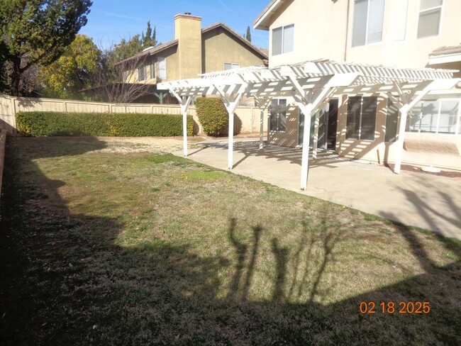 Building Photo - Cute and Clean 2 story Rancho Vista 2 story