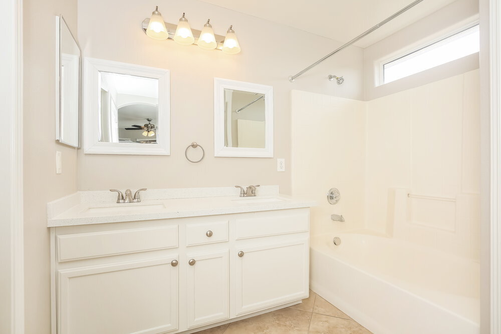 Building Photo - 7448 Bouquet Canyon St