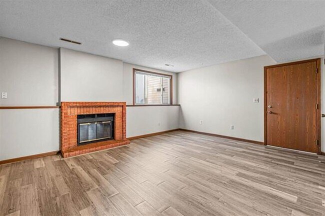 Building Photo - $1,250 | 2 Bedroom, 1 Bathroom Condo | No Pets | Available for Immediate Move In!
