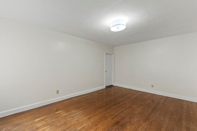 Building Photo - 38-40 Cedar St