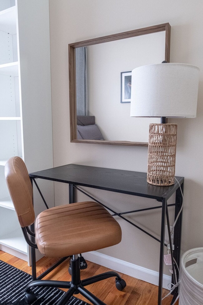 Building Photo - 125 La Salle St