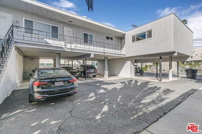 Building Photo - 1323 11th St