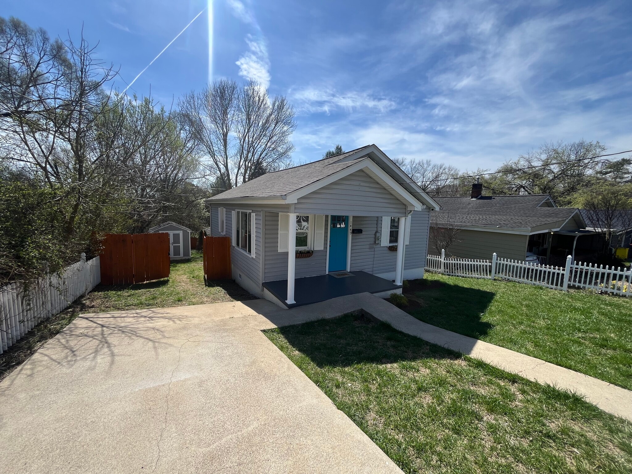 Building Photo - 1449 Marion St