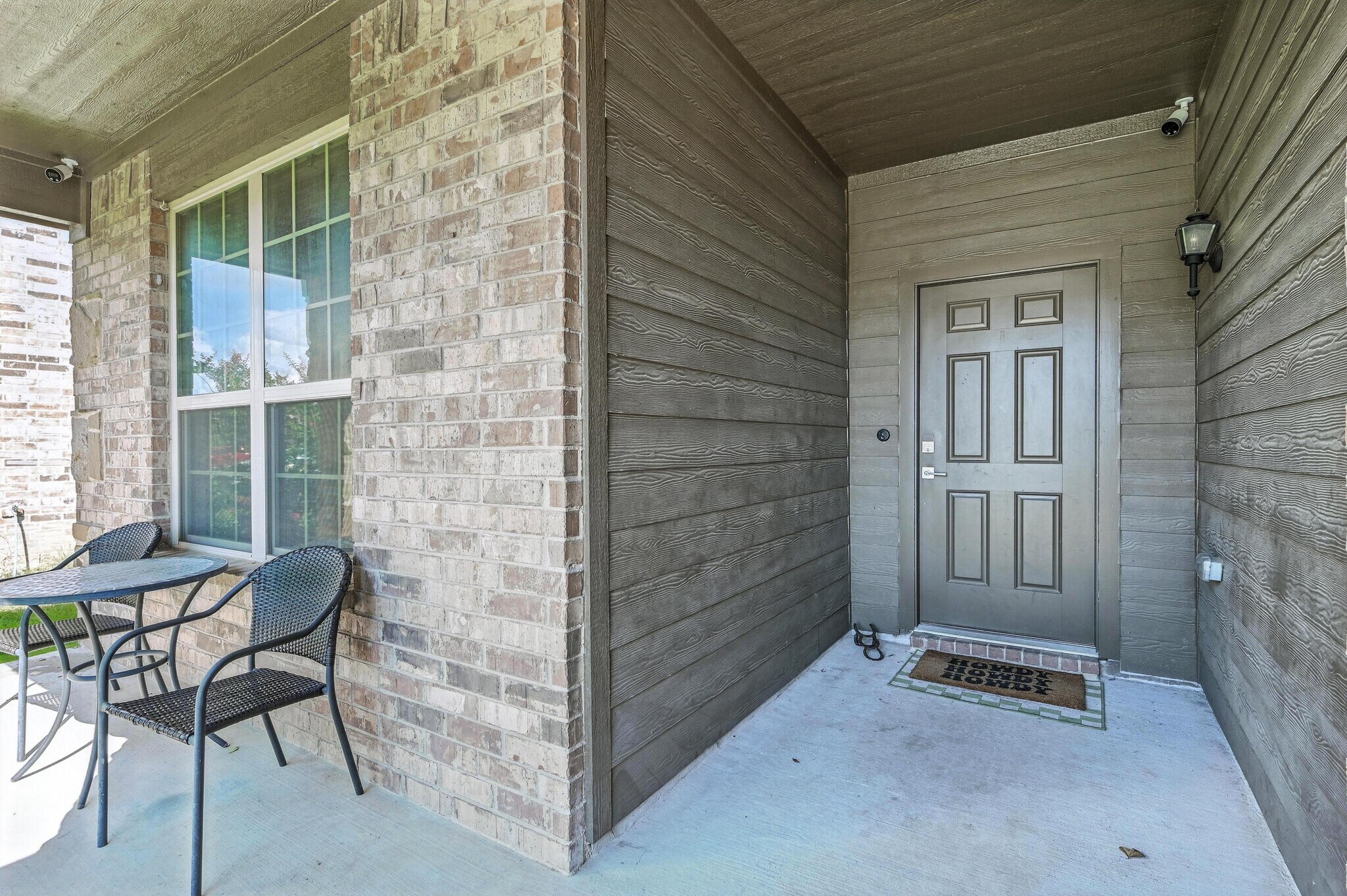 Building Photo - 10525 Wild Meadow Way