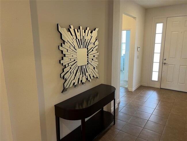Building Photo - 2529 Rosemont Cir