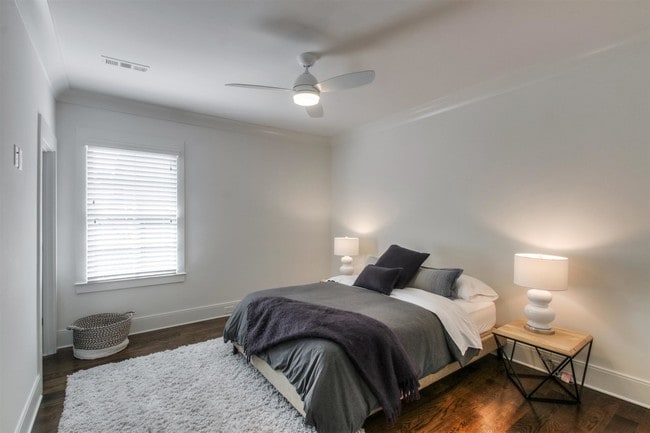 Building Photo - 4004 Lealand Ln