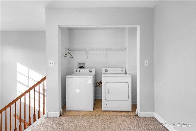 Building Photo - 1128 Bartholdi Ct
