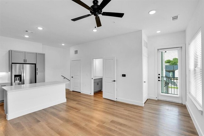 Building Photo - 1410A Forward Dr