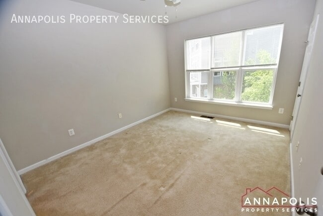 Building Photo - 133 Lejeune Way