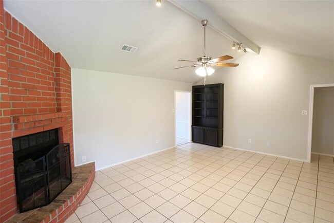 Building Photo - 13314 Ensley Wood Dr
