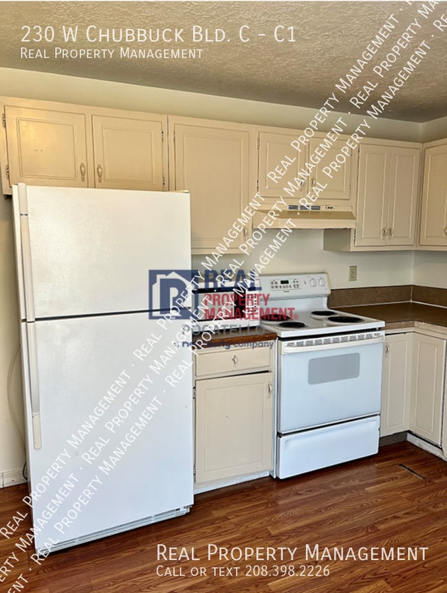 Building Photo - 230 W Chubbuck Rd