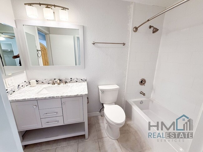 Building Photo - Homes Management - 3bd, 2ba SFH For Rent